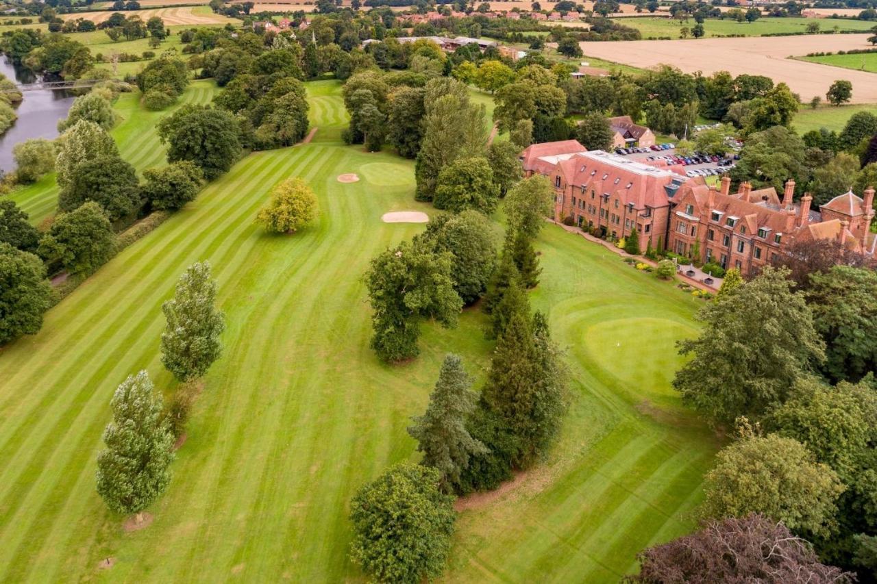 Hotel Aldwark Manor Estate Extérieur photo